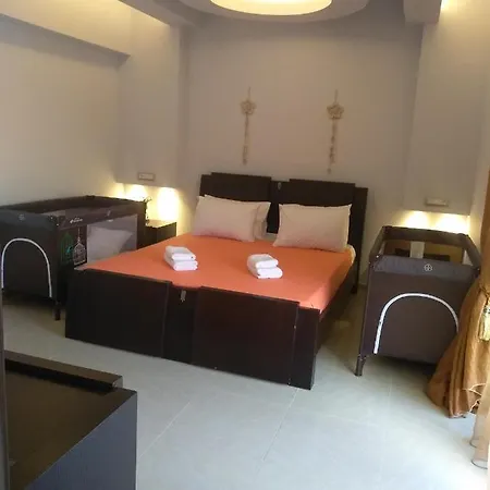 Maia Luxury Pool Vilă *