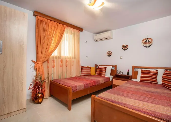 Maia Luxury Pool Villa Afantou