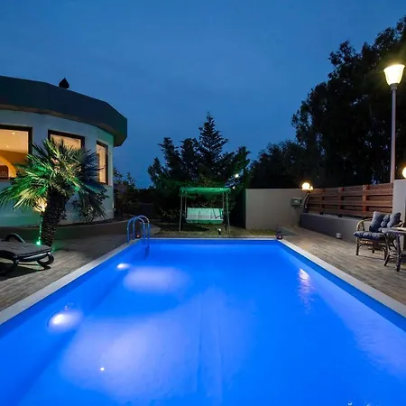 Maia Luxury Pool Villa *